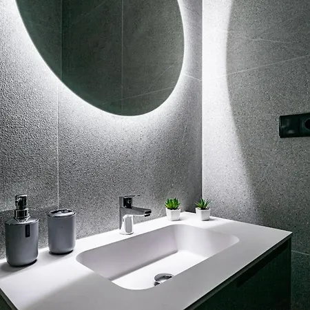 27 De Diciembre * Χιχόν